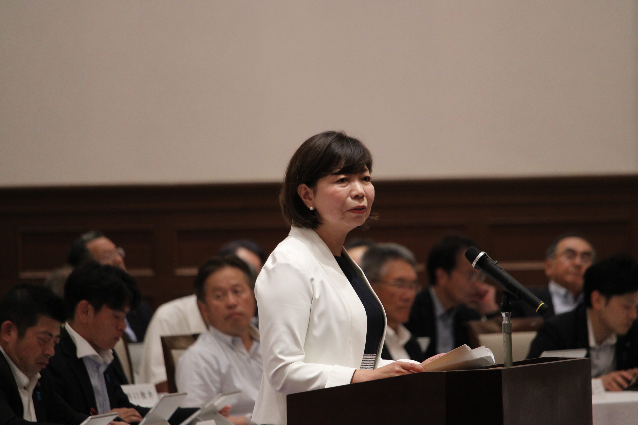 任期最後の一般質問　現場の声を県政へ