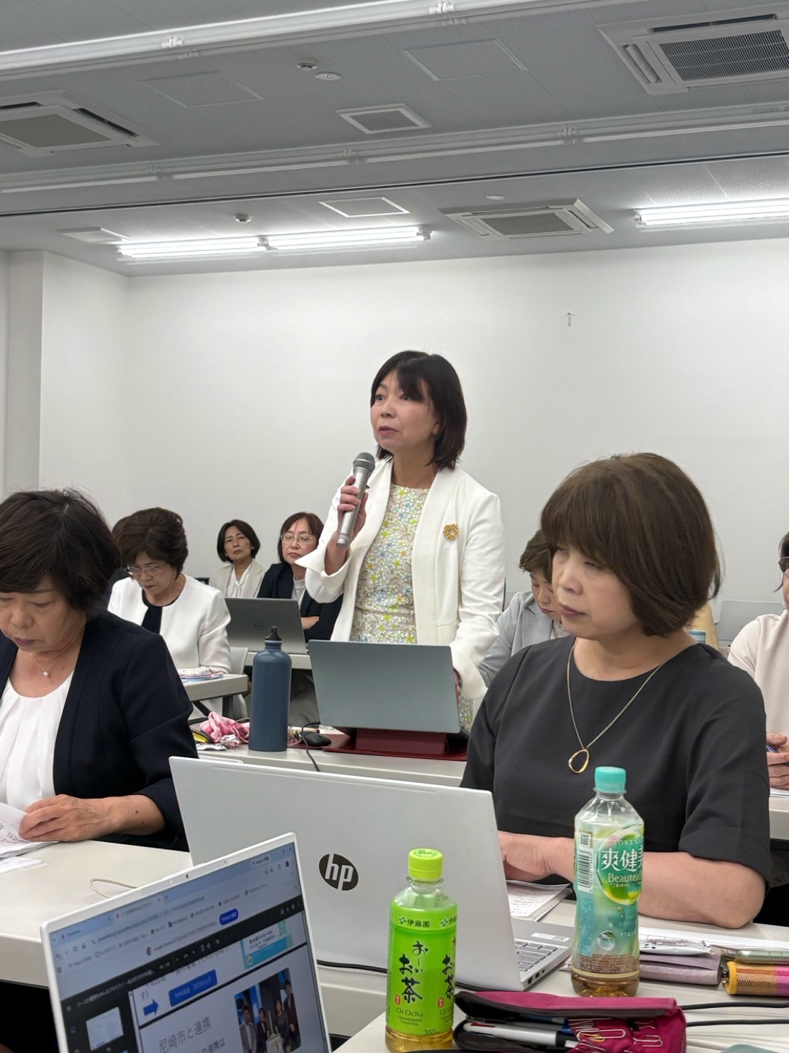 若者の命と心を守る「ユースクリニック」（ユース保健室）の普及に向けて